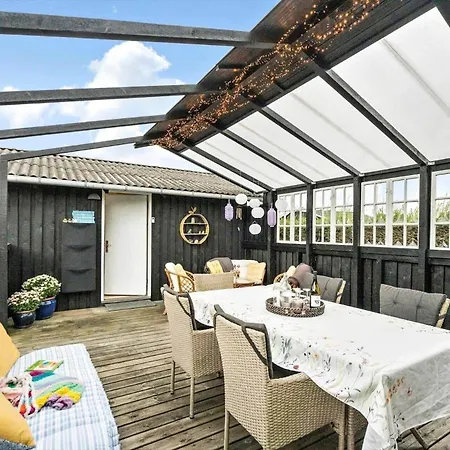 Semesterbostad Sj204-borkop-pytvej-1